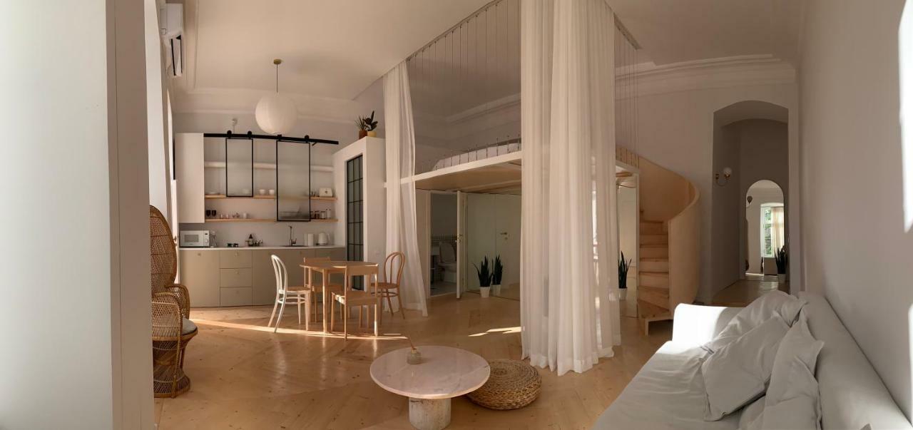 Studio In Central Tiflis Dış mekan fotoğraf